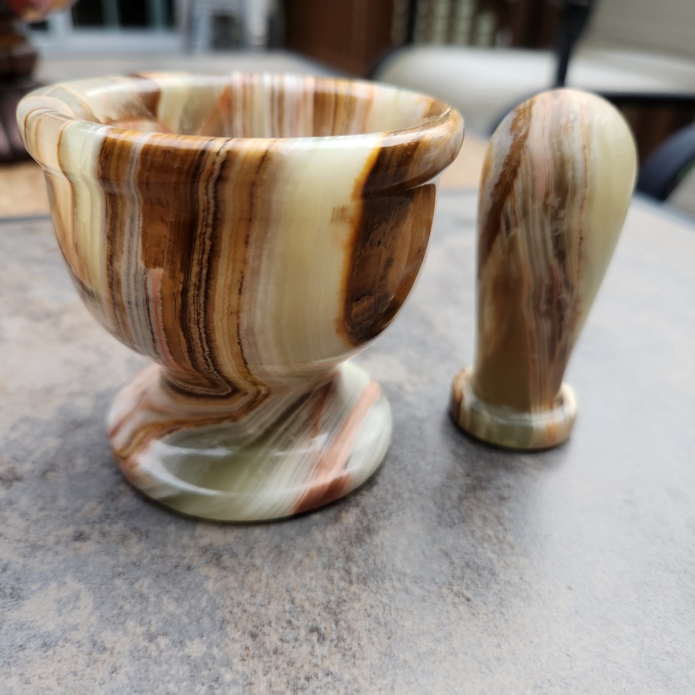 Green Onyx Mortar And Pestle 3.25" Tall - Picture 8 of 16